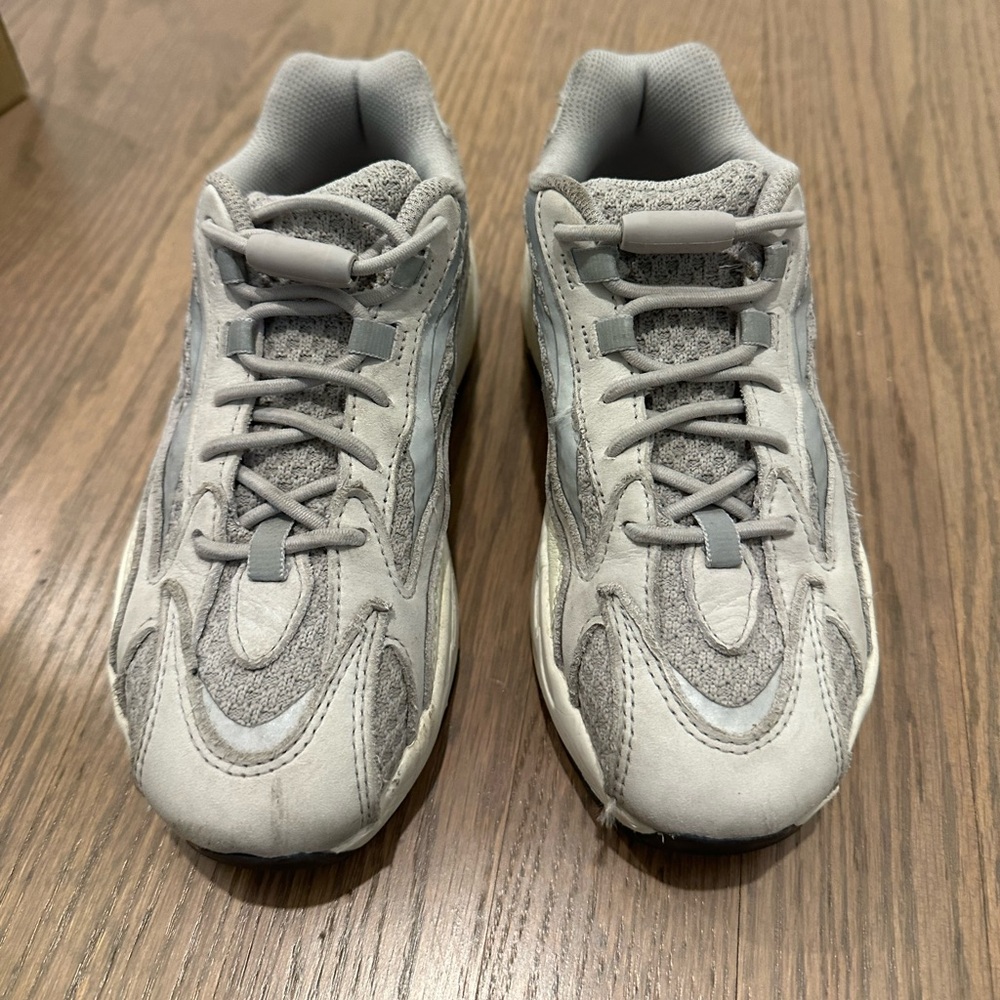 Yeezy Boost 700 V2 Kids